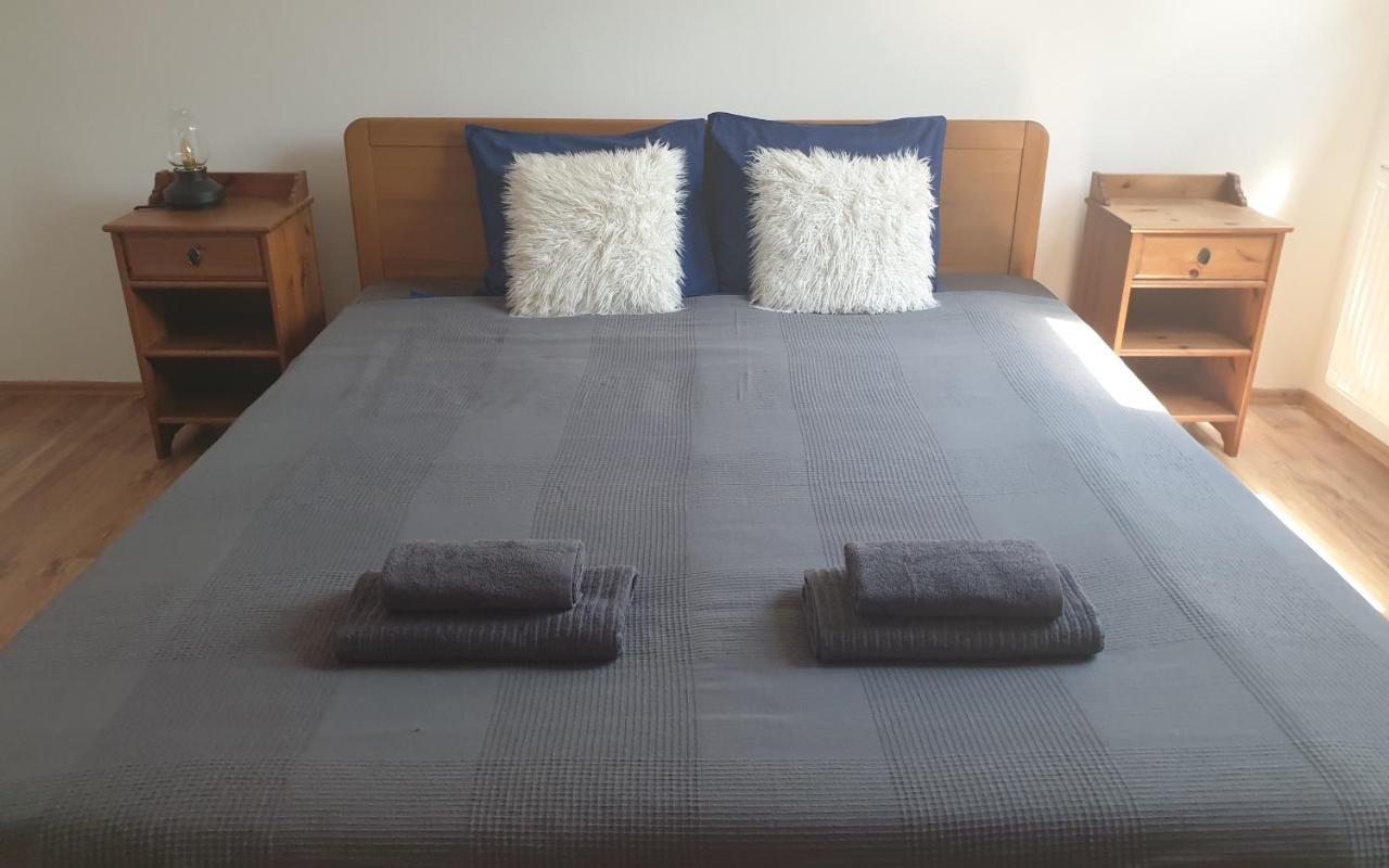 Veszprém B6 Apartman מראה חיצוני תמונה